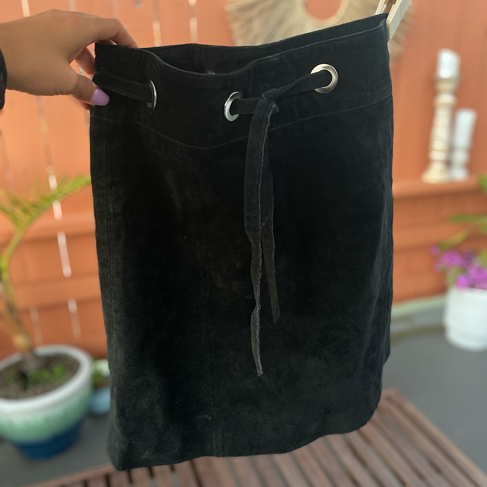 (SOLD) MANGO Leather / Suede Skirt XS